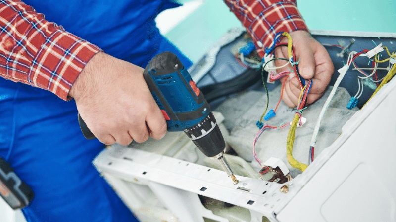 Adapazarı Liebherr servisi orijinal yedek parça kullanımı